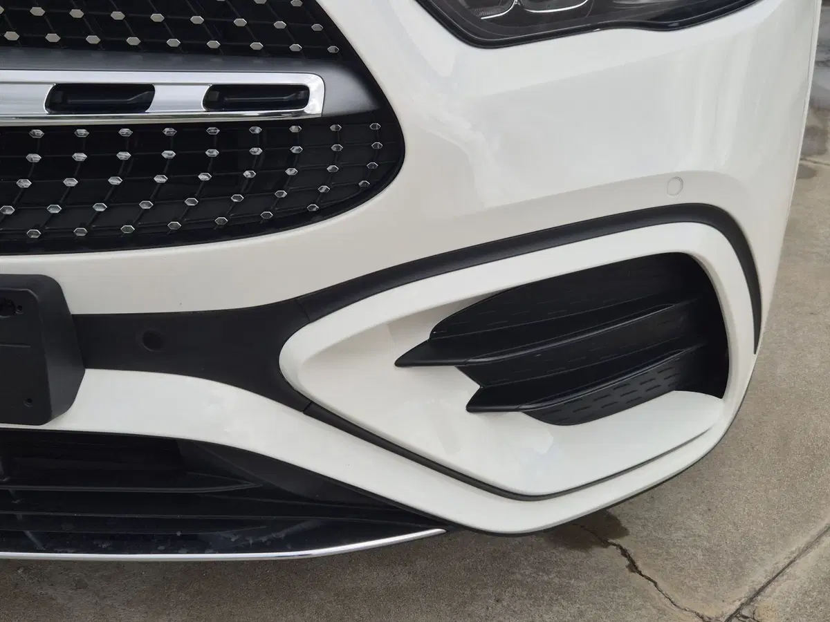 Mercedes-Benz GLA SUV usata  (20)