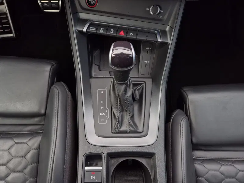 Audi RS Q3 Sportback usata  (10)