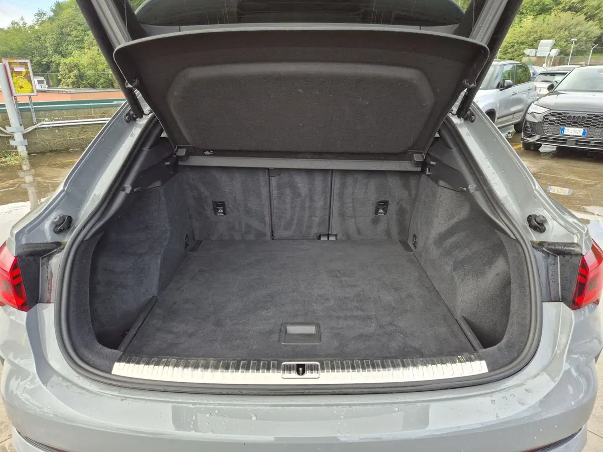 Audi RS Q3 Sportback usata  (12)