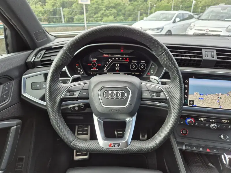 Audi RS Q3 Sportback usata  (19)