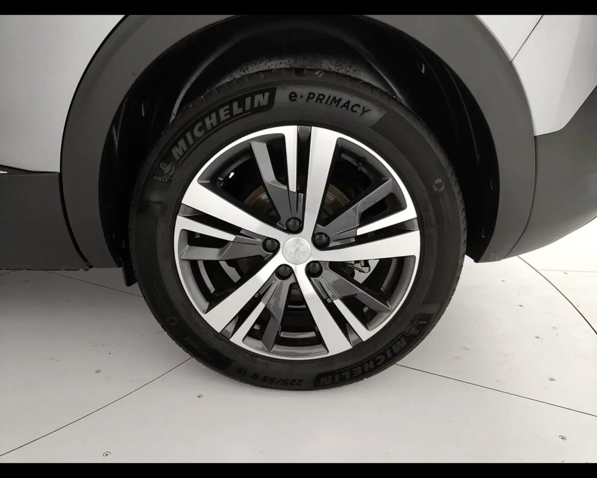 Peugeot 5008 usata a Caserta (12)