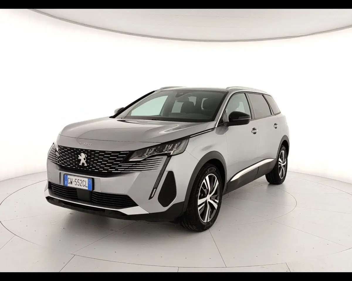 Peugeot 5008 usata a Caserta (3)