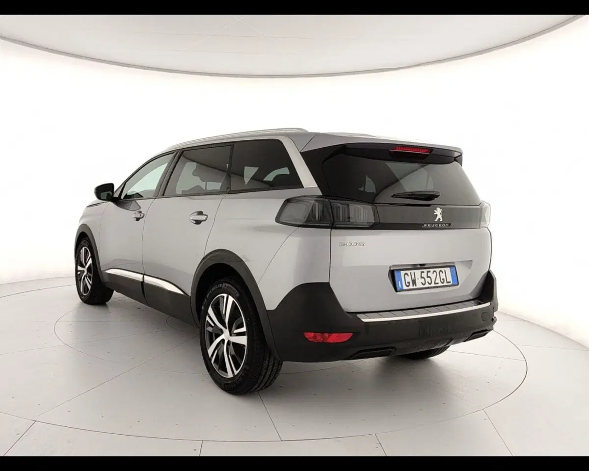 Peugeot 5008 usata a Caserta (5)