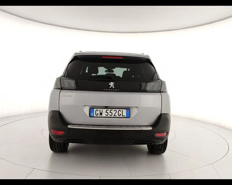 Peugeot 5008 usata a Caserta (6)