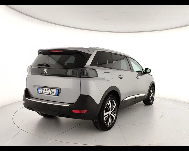 Peugeot 5008 usata a Caserta (7)