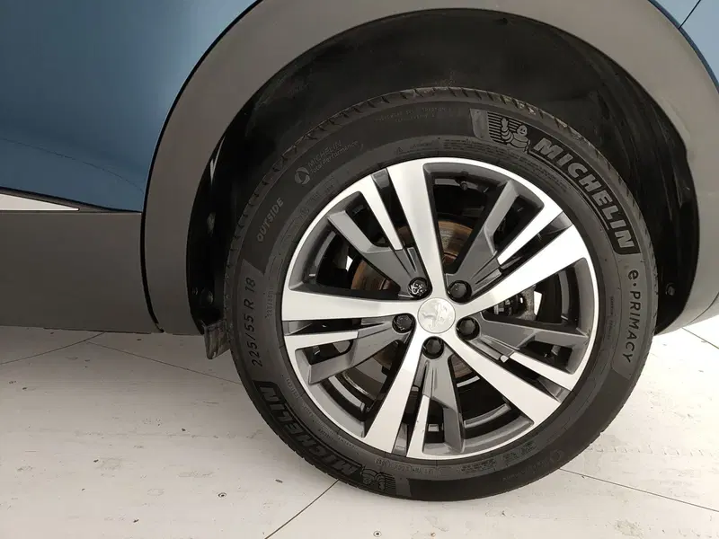 Peugeot 3008 usata a Caserta (11)