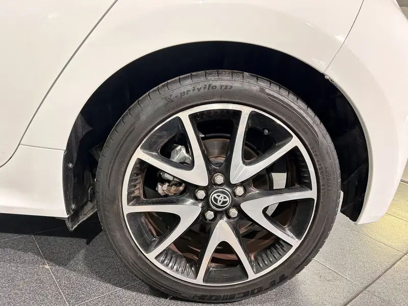 Toyota Yaris usata a Milano (6)
