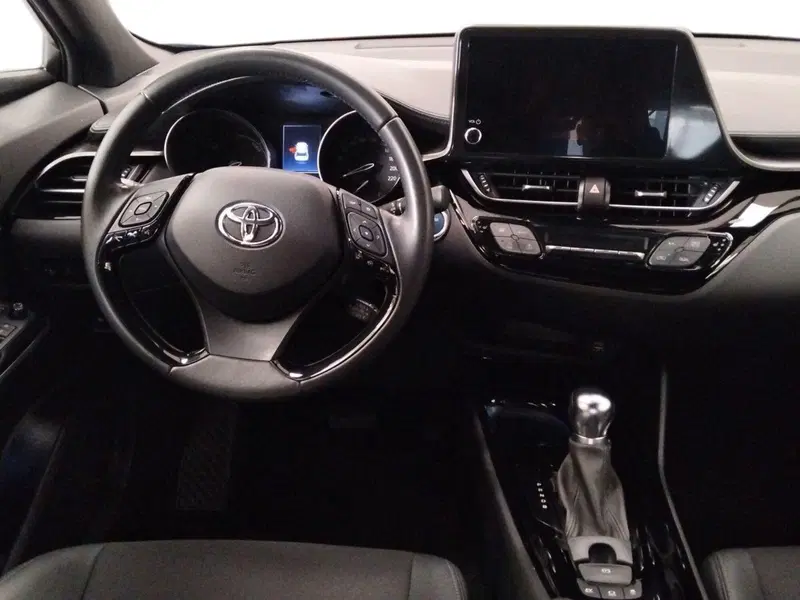 Toyota Toyota C-HR usata a Roma (8)