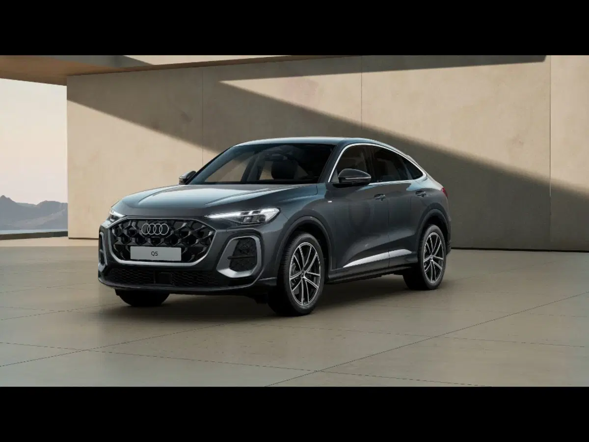 Audi Q4 Sportback nuova a Pisa