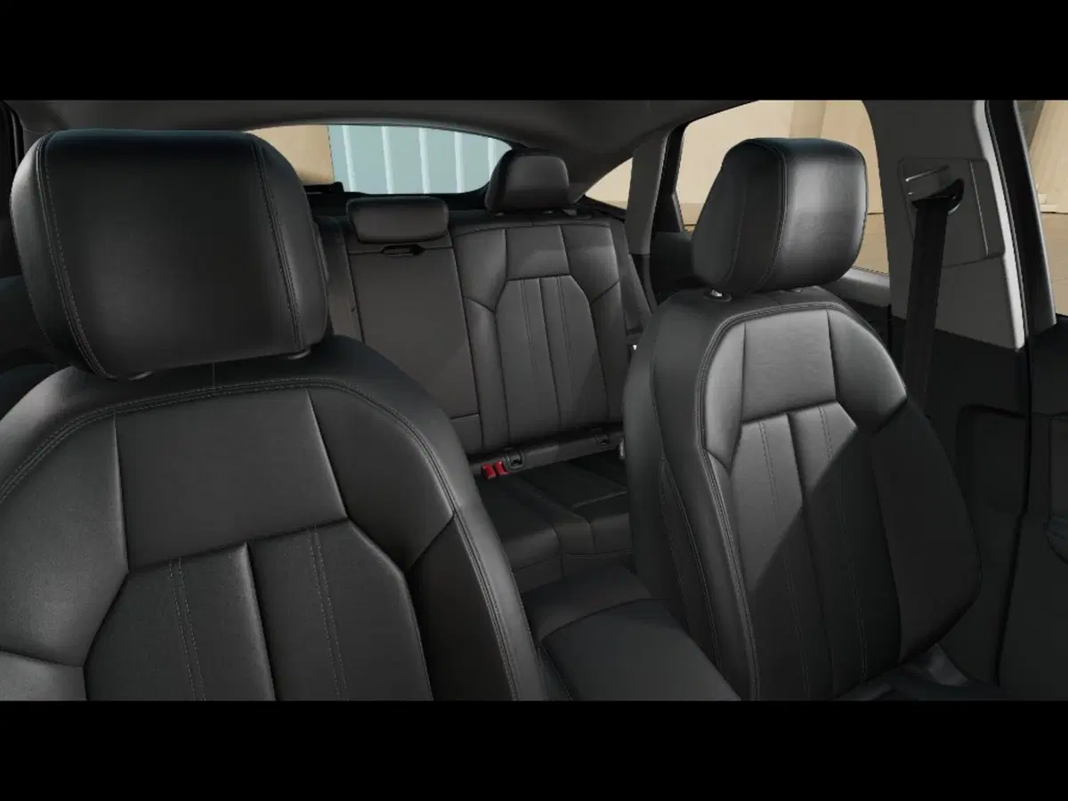 Audi Q4 Sportback nuova a Pisa (11)
