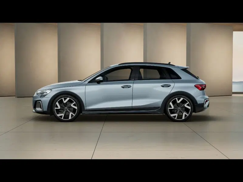 Audi A3 allstreet nuova a Livorno (2)