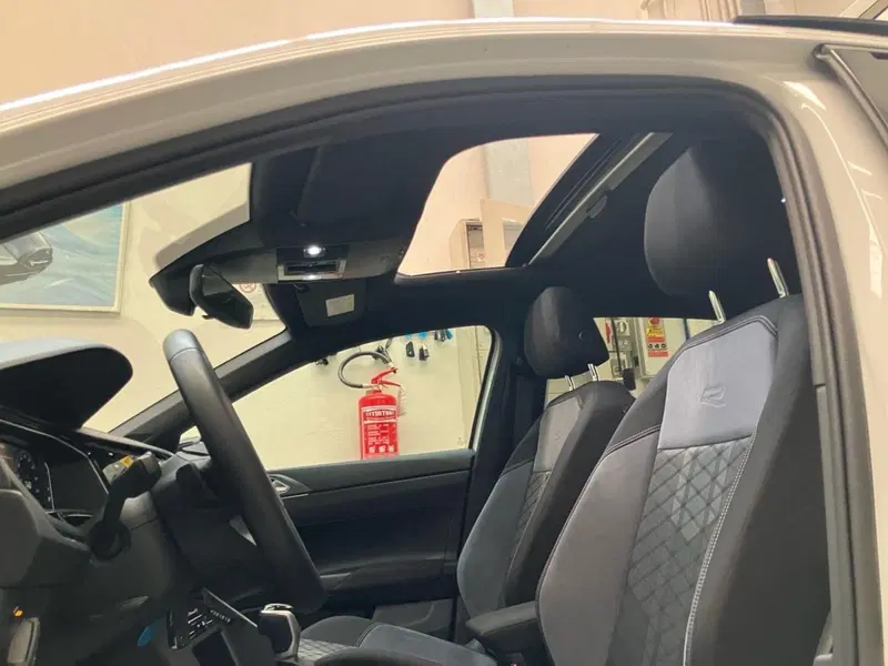 Volkswagen Taigo usata a Bologna (10)