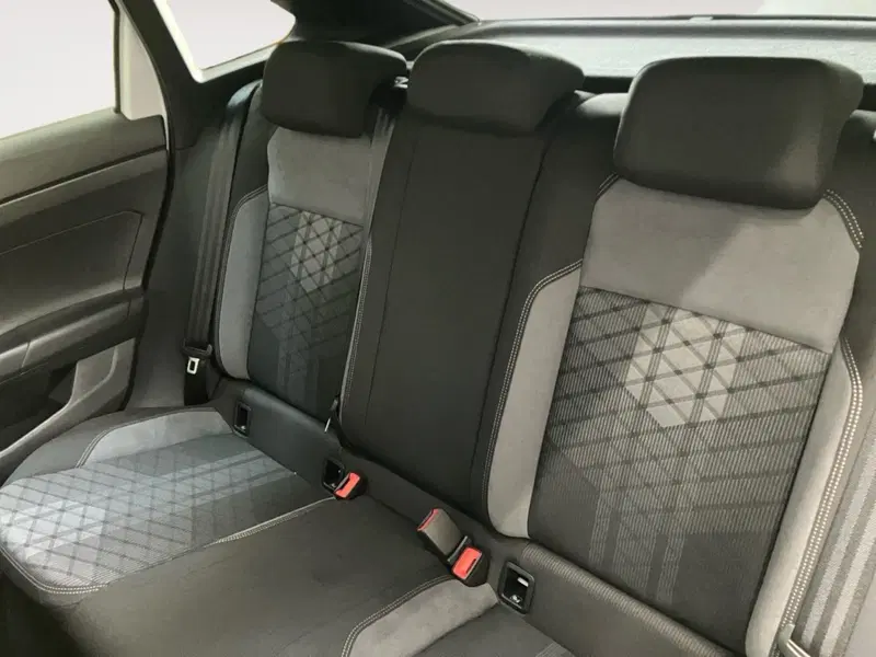 Volkswagen Taigo usata a Bologna (9)