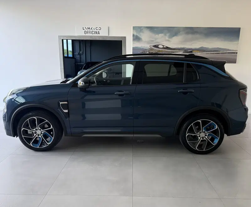 Lynk & Co 01 usata a Parma (7)