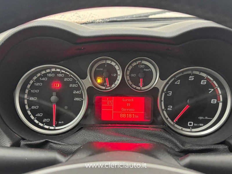 Alfa Romeo MiTo usata a Como (10)