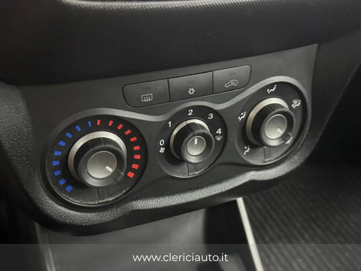 Alfa Romeo MiTo usata a Como (14)