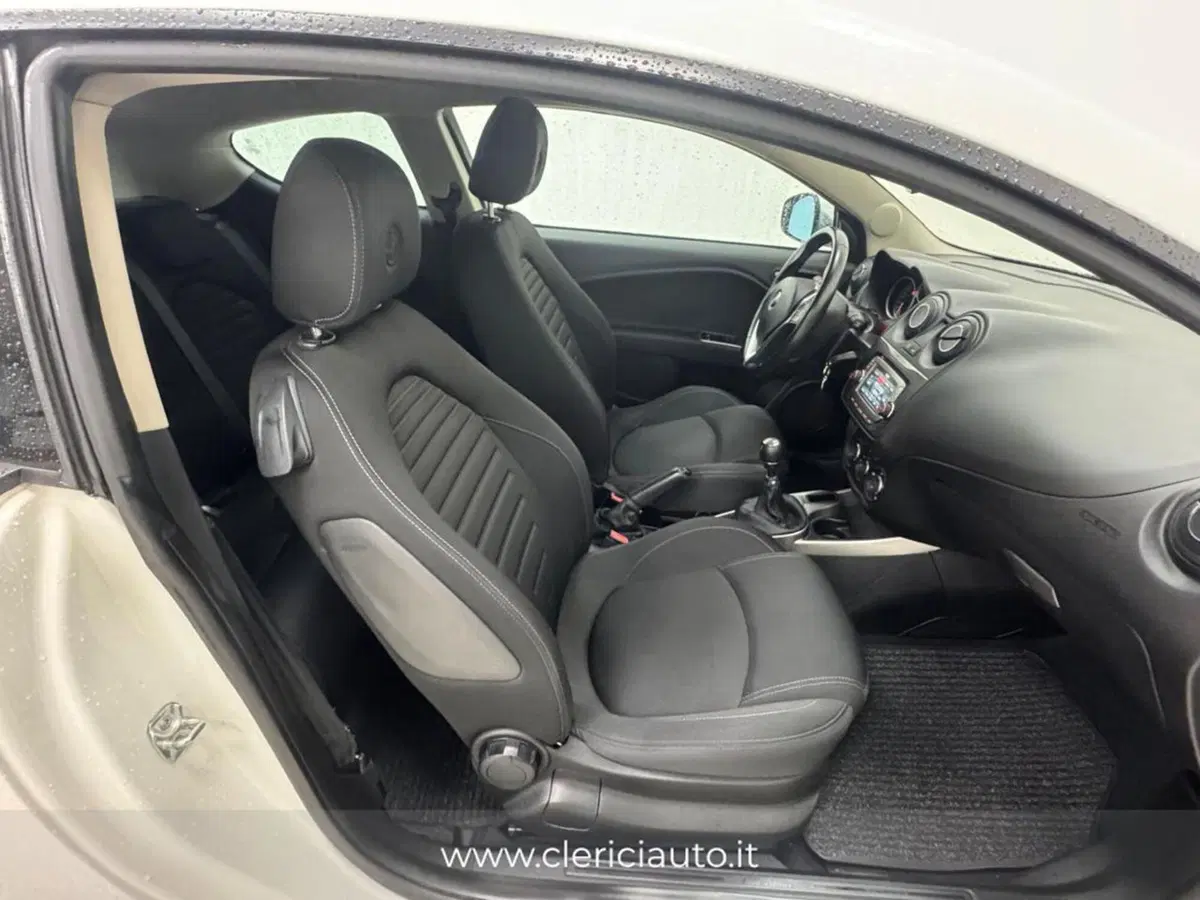 Alfa Romeo MiTo usata a Como (3)