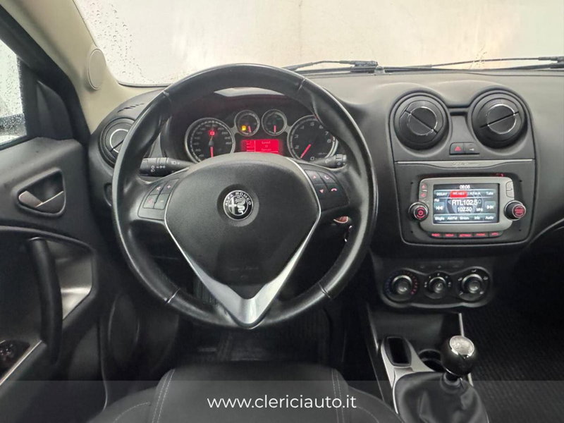 Alfa Romeo MiTo usata a Como (9)