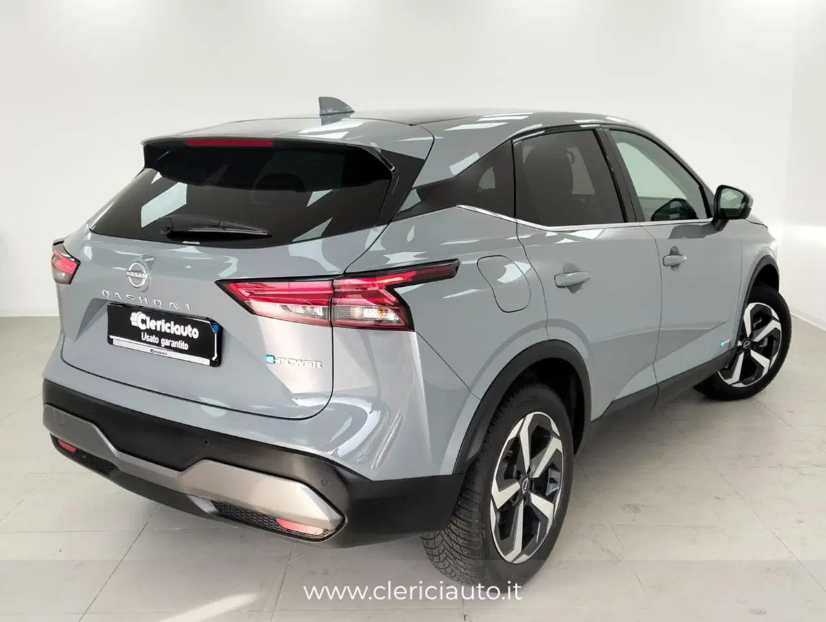 Nissan Qashqai usata a Como (2)