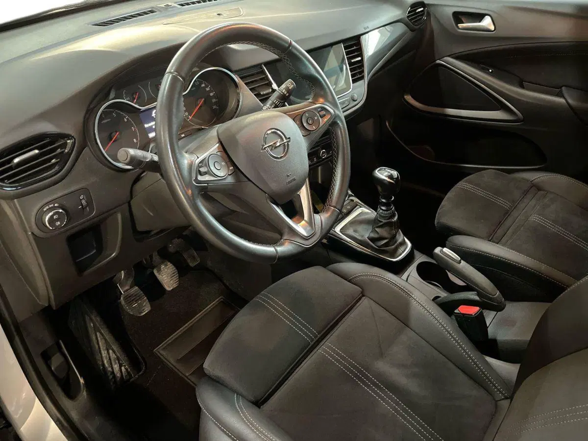 Opel Crossland usata a Lecce (10)