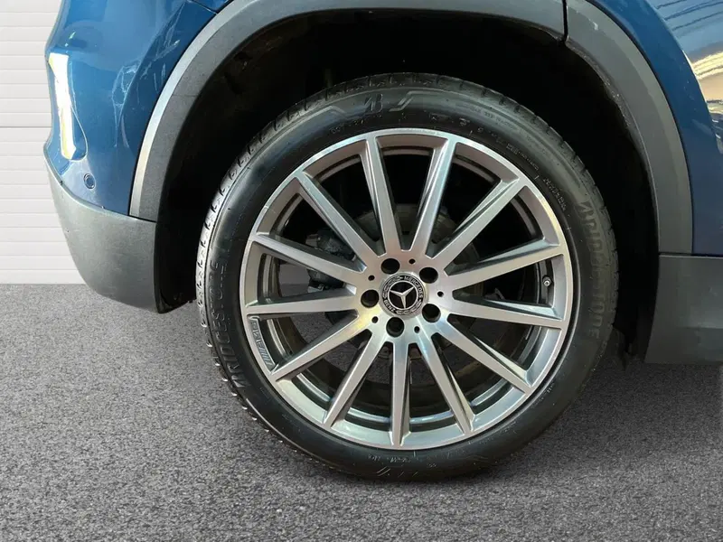Mercedes-Benz GLA SUV usata a Bari (6)