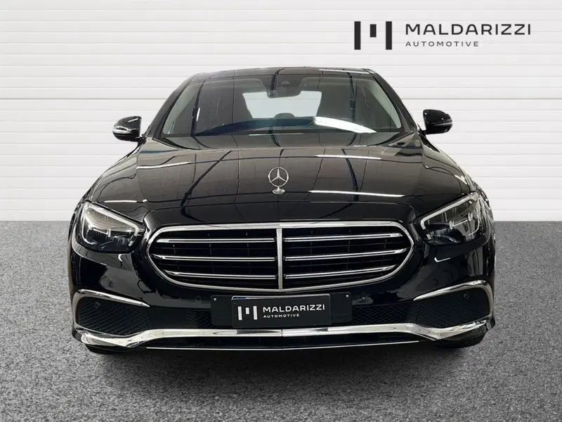 Mercedes-Benz Classe E usata a Bari (2)