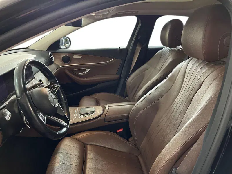 Mercedes-Benz Classe E usata a Bari (7)