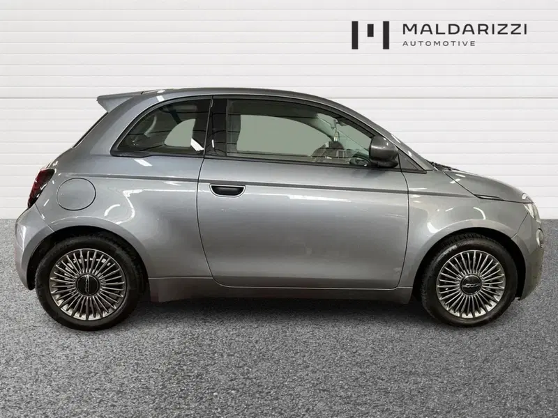 Fiat 500 Cabrio usata a Bari (5)