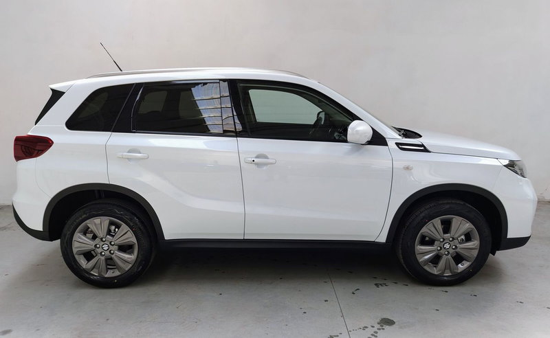 Suzuki Vitara nuova a Rovigo (11)