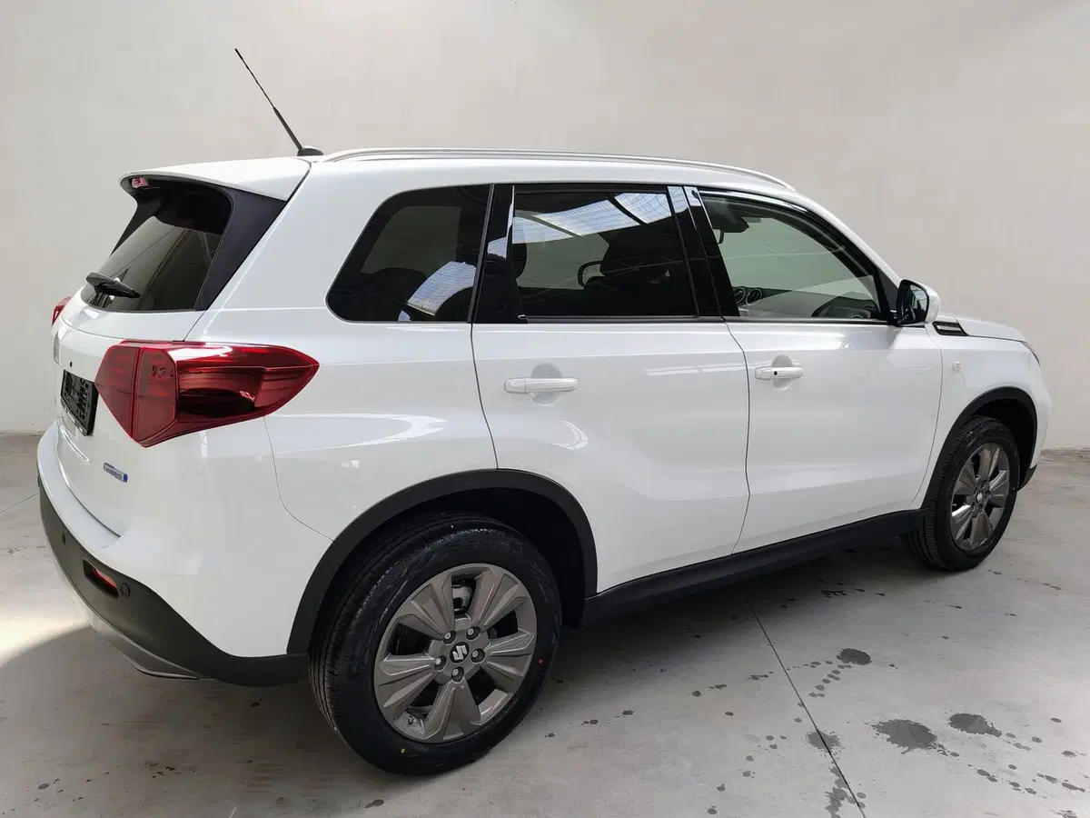 Suzuki Vitara nuova a Rovigo (12)
