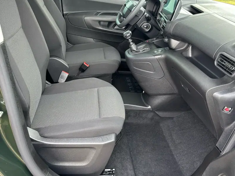 Opel Combo Life nuova a Ferrara (10)