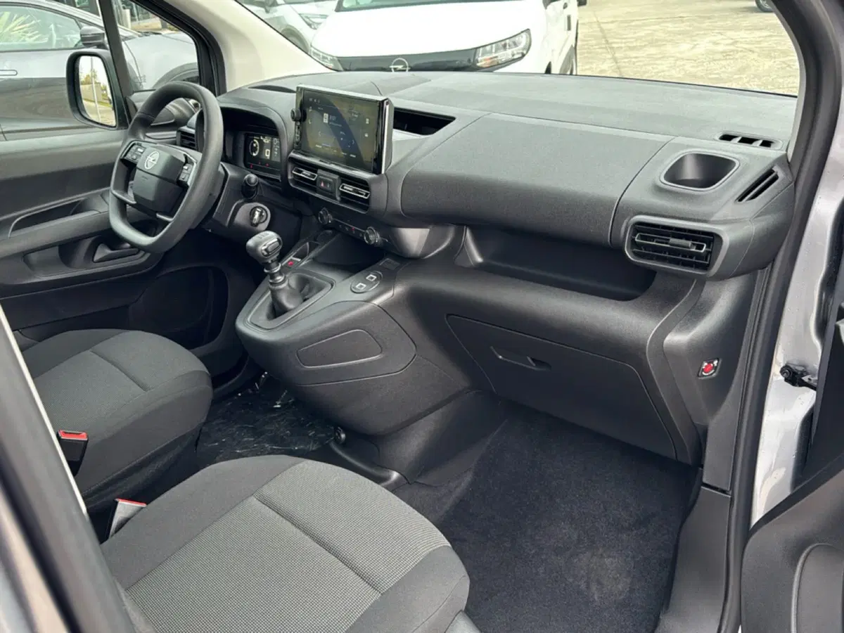 Opel Combo Life nuova a Ferrara (16)