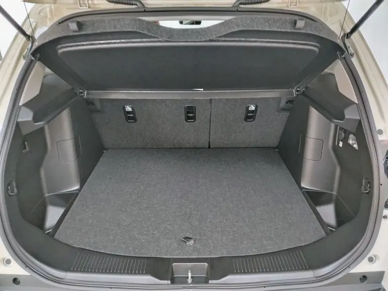 Suzuki S-Cross nuova a Rovigo (11)