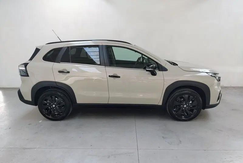 Suzuki S-Cross nuova a Rovigo (12)