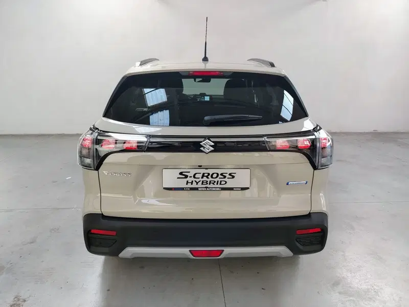 Suzuki S-Cross nuova a Rovigo (14)