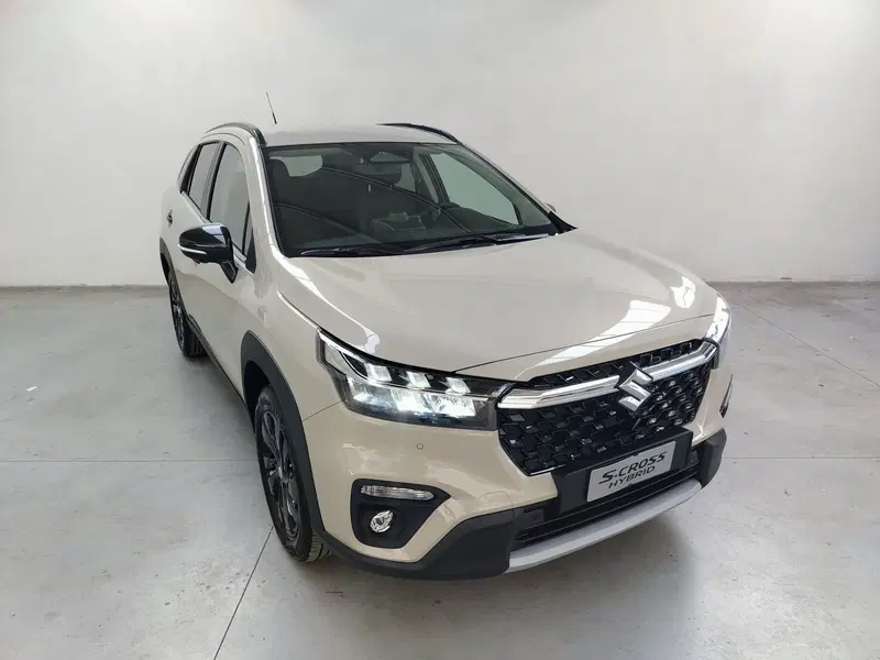 Suzuki S-Cross nuova a Rovigo (2)