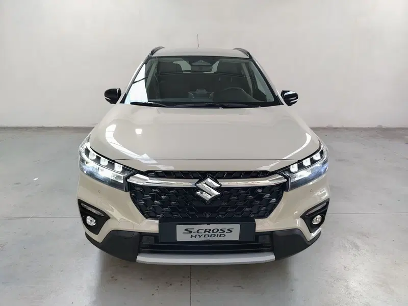 Suzuki S-Cross nuova a Rovigo (3)