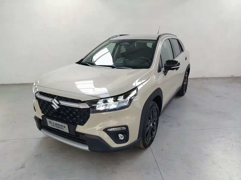 Suzuki S-Cross nuova a Rovigo (4)