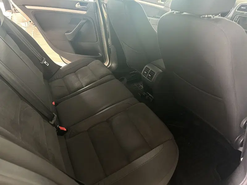 Volkswagen Golf Variant usata a Ferrara (13)