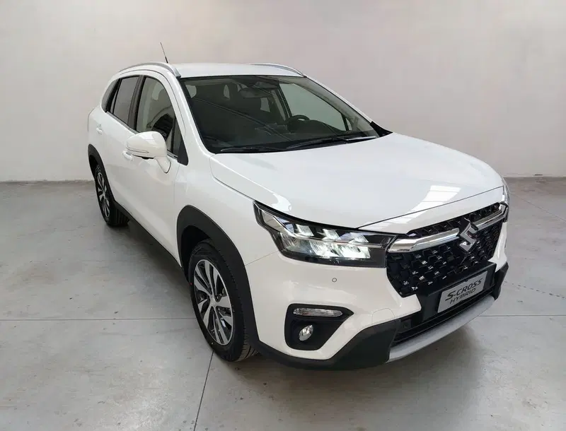 Suzuki S-Cross nuova a Rovigo (2)