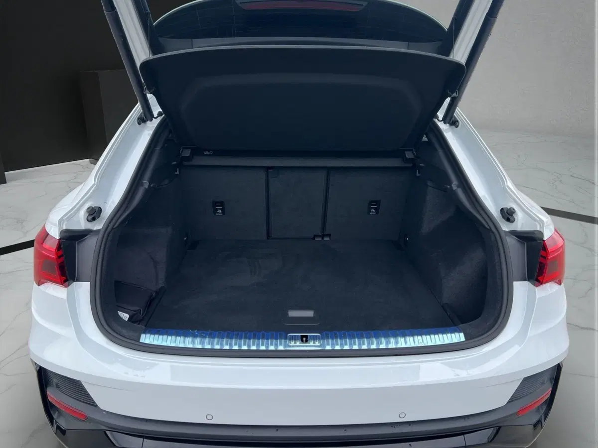 Audi Q3 Sportback usata a Cosenza (20)