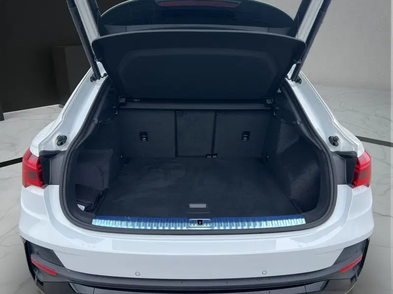 Audi Q3 Sportback usata a Cosenza (20)