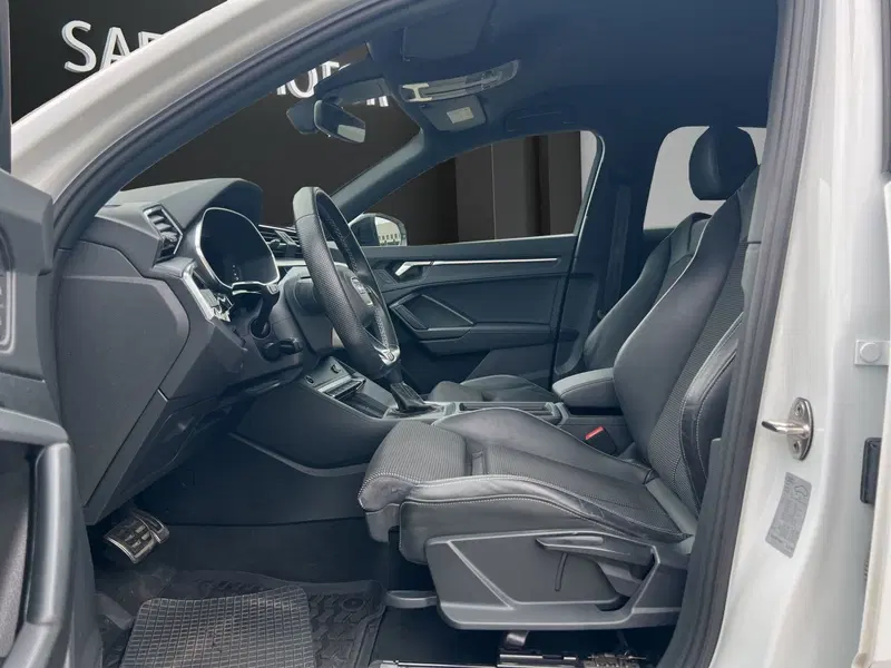Audi Q3 Sportback usata a Cosenza (9)