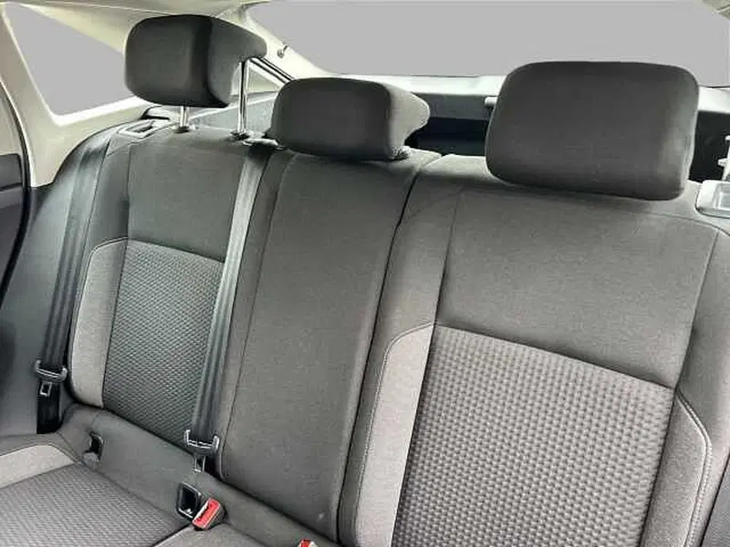 Volkswagen Taigo usata a Roma (11)