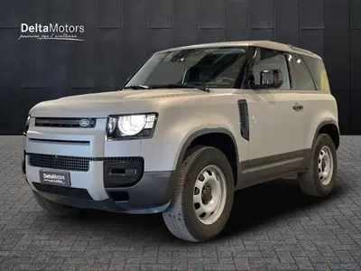 Land Rover Defender 90 Hard Top 3.0d i6 mhev awd 250cv auto del 2021 usata a Rimini