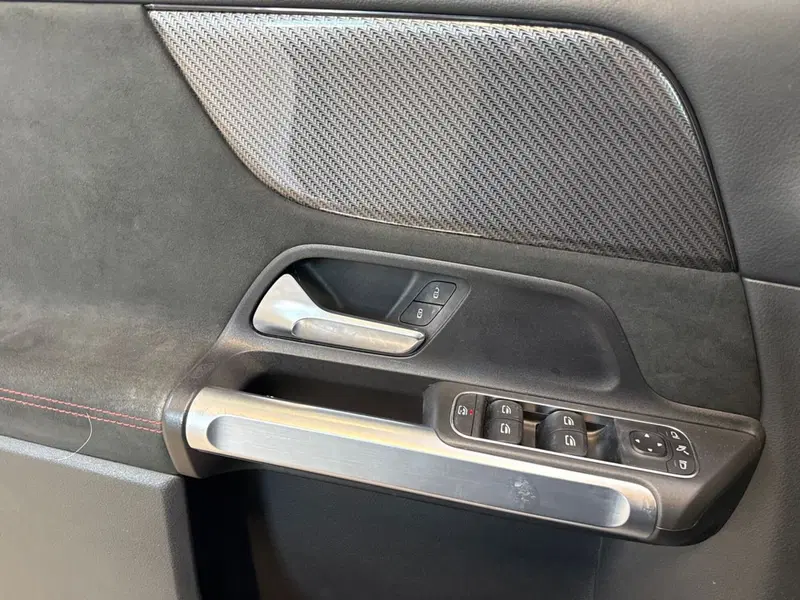 Mercedes-Benz GLB usata a Ancona (17)