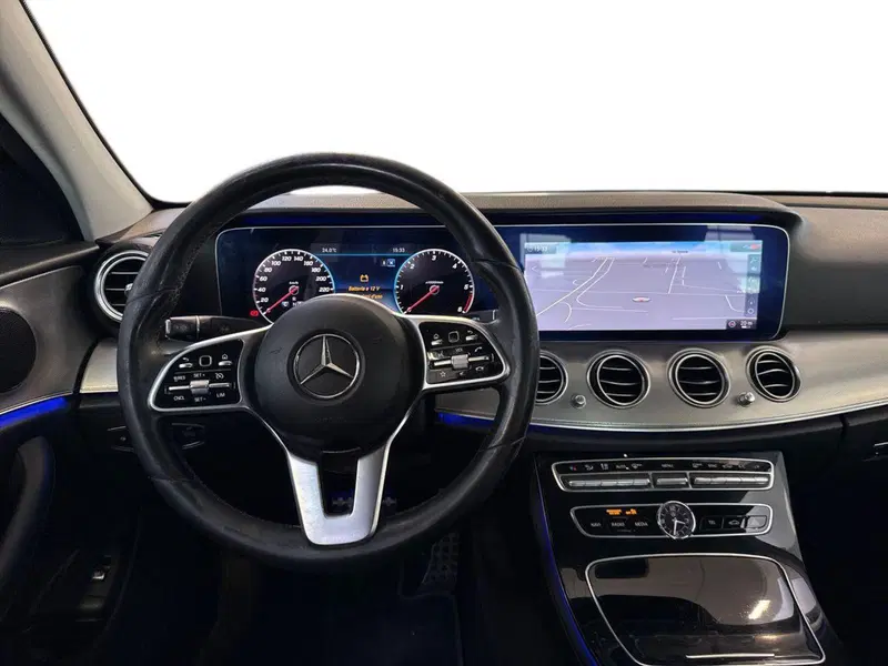 Mercedes-Benz Classe E usata a Ancona (11)