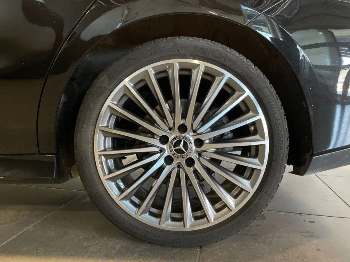 Mercedes-Benz CLA Shooting Brake usata a Ancona (8)