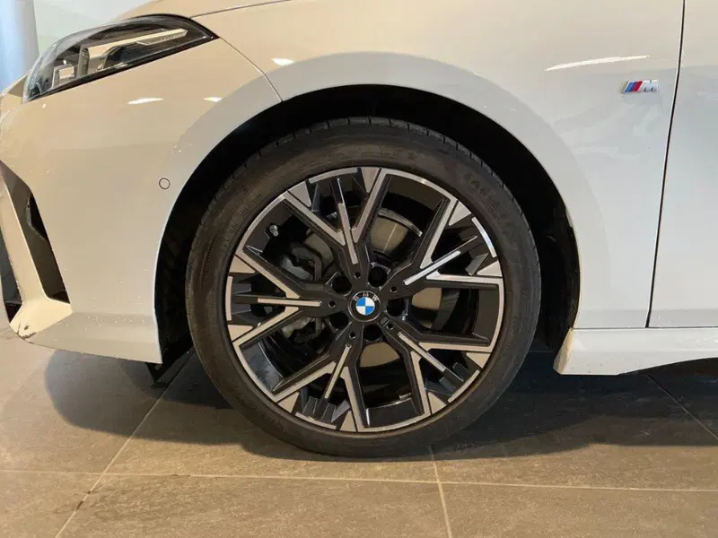 BMW Serie 1 usata a Macerata (8)