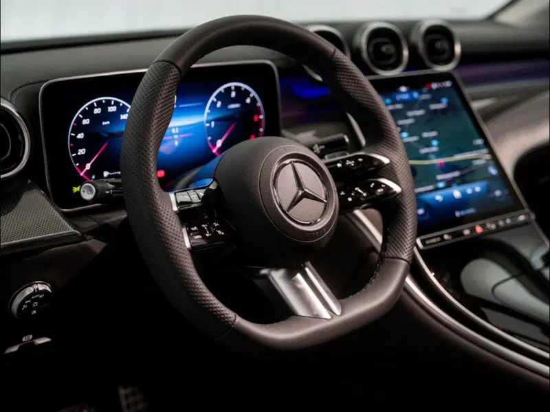 Mercedes-Benz GLC Coupé nuova a Macerata (12)
